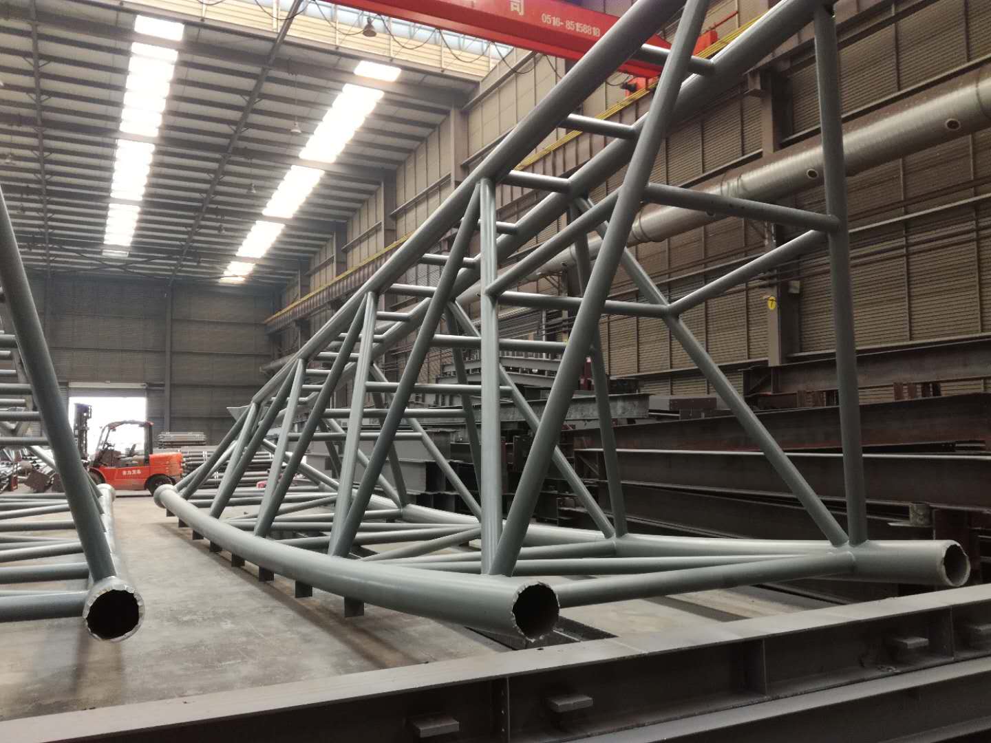 網(wǎng)架結(jié)構(gòu)施工中地腳螺栓安裝要點(diǎn)及注意事項(xiàng)